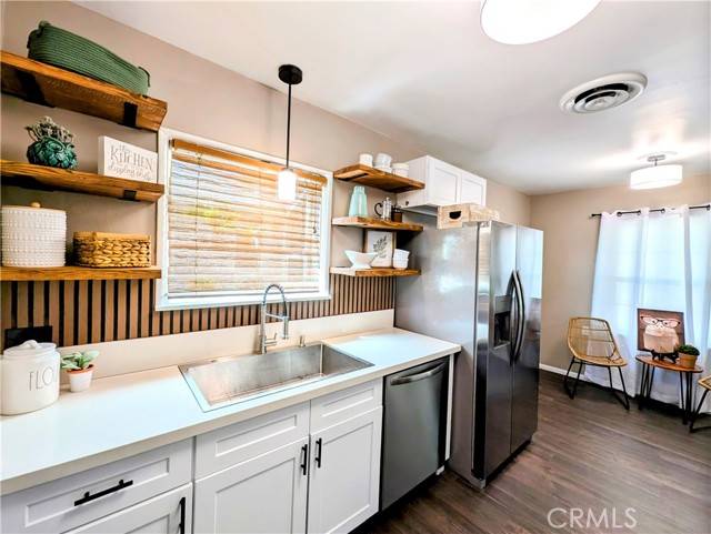 Colton, CA 92324,892 N Valencia Drive