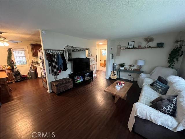 Azusa, CA 91702,221 N San Gabriel Avenue #A