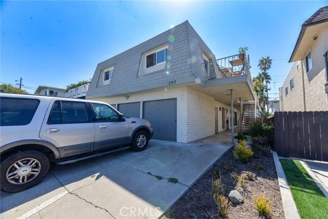 San Clemente, CA 92672,207 W Mariposa #A-1