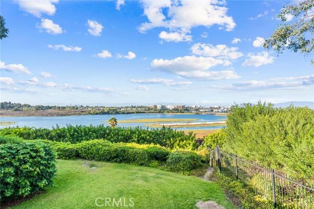 Newport Beach, CA 92660,2987 Quedada