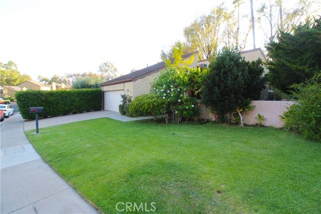 Mission Viejo, CA 92691,24771 Daphne E