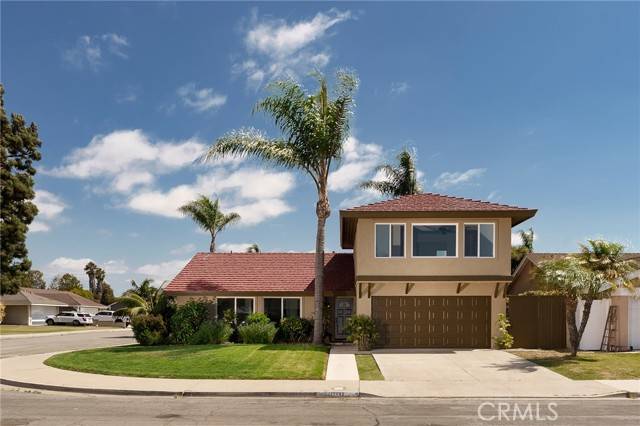Huntington Beach, CA 92649,17042 Twain Lane