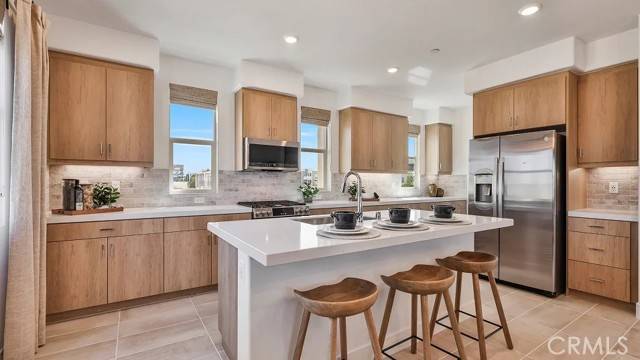 Anaheim, CA 92805,1730 E Park Street #17