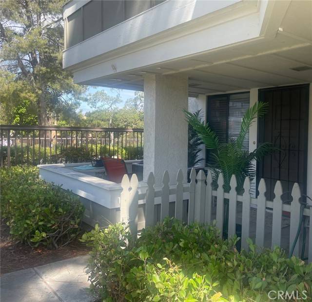 Lake Forest (el Toro), CA 92630,22201 Center pointe