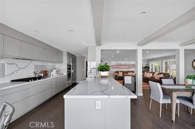 Laguna Beach, CA 92651,865 Quivera Street