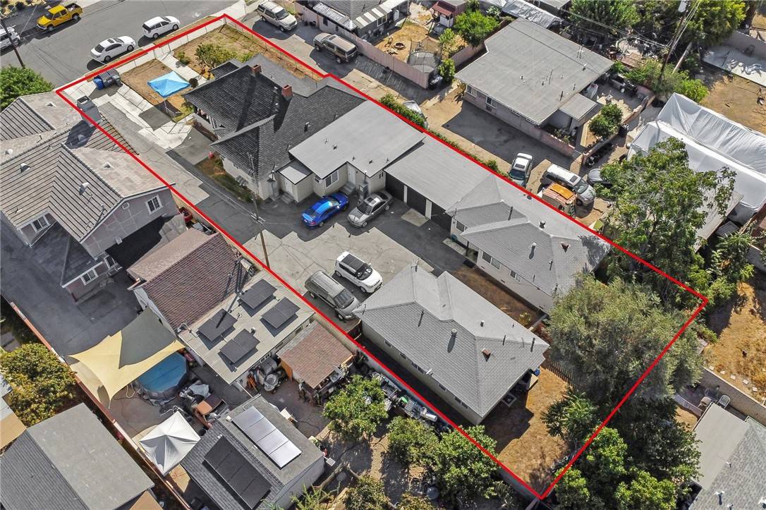 Pomona, CA 91768,871 W Wilson