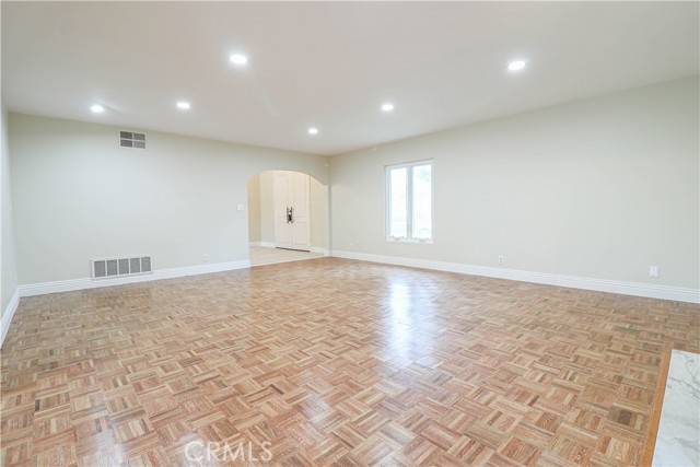 Los Angeles, CA 90049,16608 Park Lane Circle