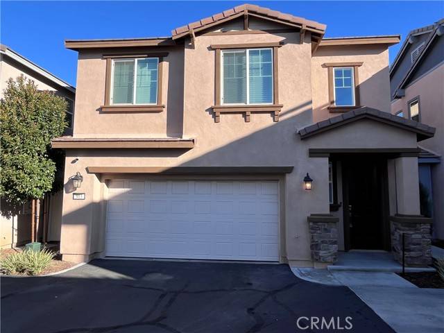 Lake Elsinore, CA 92530,913 Helena Ridge