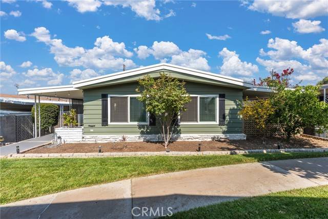 Yorba Linda, CA 92886,16774 Lake Tree Drive #273