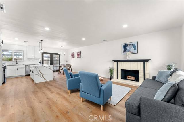 Rialto, CA 92376,211 N Fillmore