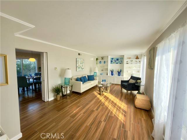 Huntington Beach, CA 92646,8142 Foxhall Drive