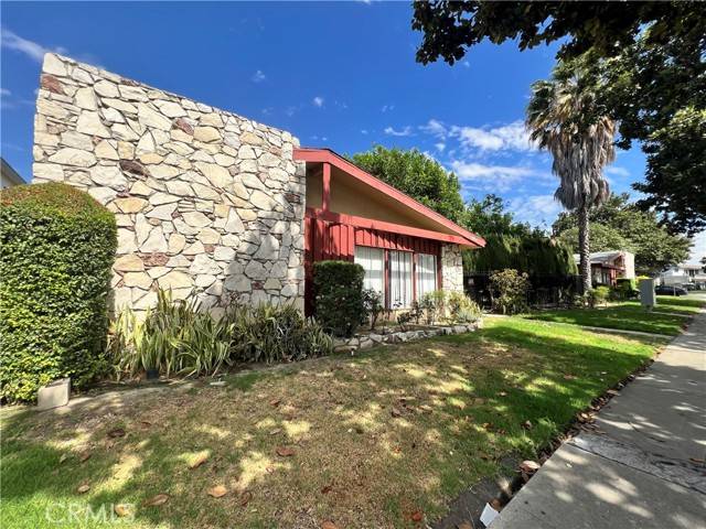 Fullerton, CA 92831,1909 E WILSHIRE