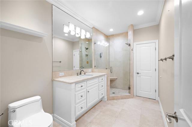 Newport Beach, CA 92660,18 Rue Grand Vallee