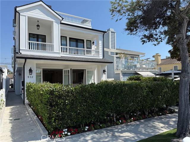 Corona Del Mar (newport Beach), CA 92625,512 Jasmine Avenue