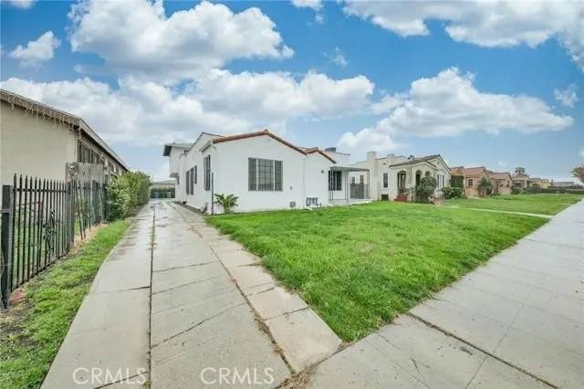 Los Angeles, CA 90047,1818 W 81st