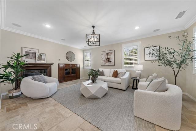 Irvine, CA 92620,35 Twin Gables