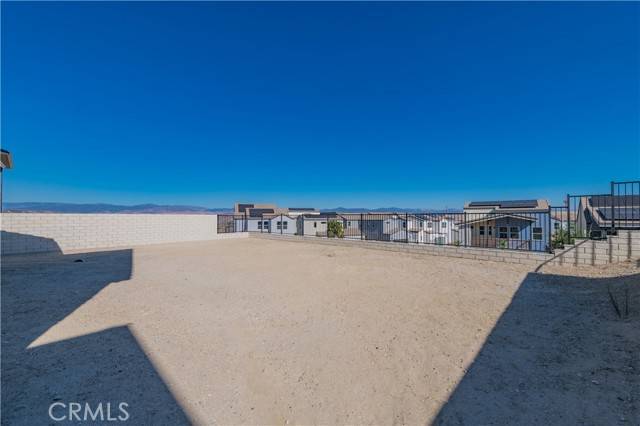 Valencia (santa Clarita), CA 91381,27562 Juniper Lane