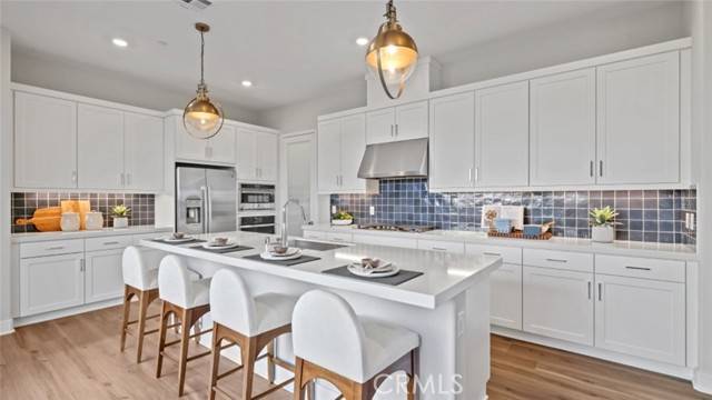 Irvine, CA 92618,194 Billings