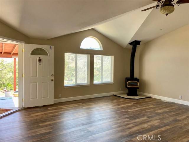 Fallbrook, CA 92028,2445 Helen