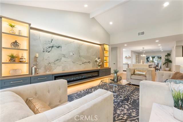 Laguna Woods, CA 92637,3470 Bahia Blanca #B