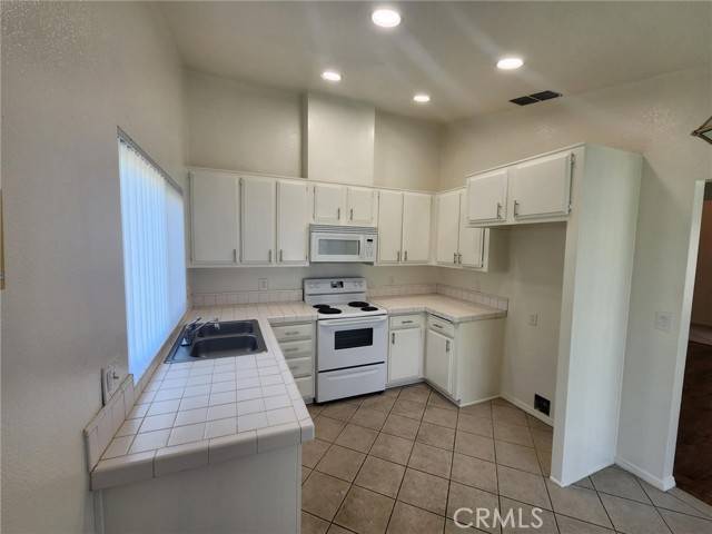 Laguna Hills, CA 92653,23 Indian Hill