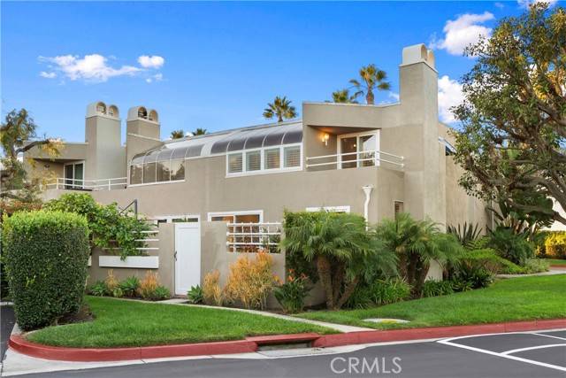 Huntington Beach, CA 92649,3408 Sparkler