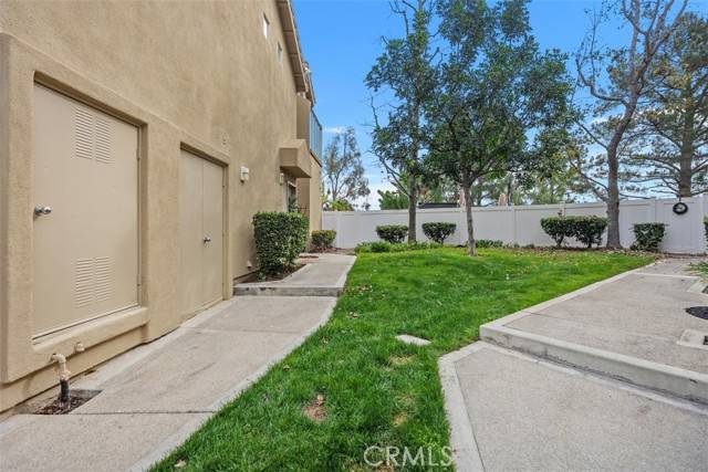 Lake Forest (el Toro), CA 92679,28464 Klondike