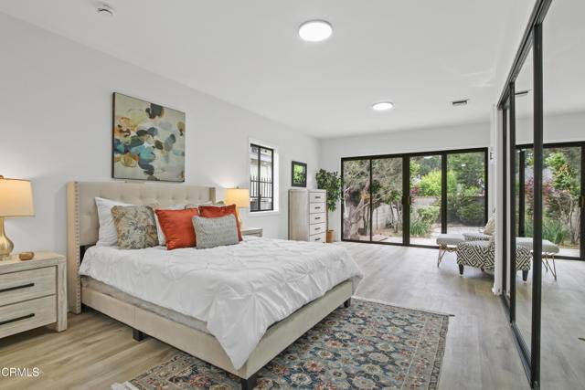 Sherman Oaks, CA 91423,5131 Greenbush Avenue