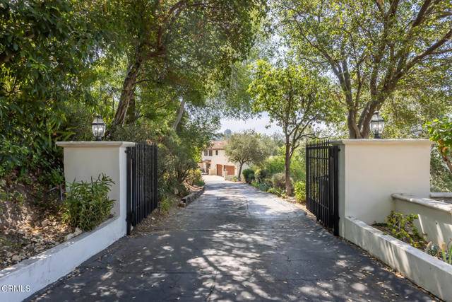 Glendale, CA 91206,3643 Hampstead Road