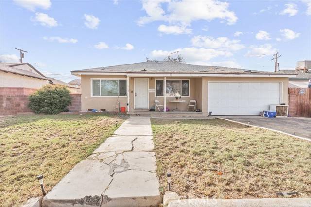 Lancaster, CA 93534,638 W Avenue H12