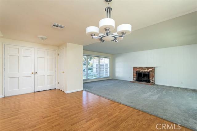 Thousand Oaks, CA 91362,1061 Colby Circle