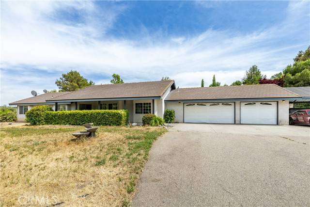 Paso Robles, CA 93446,425 Gahan Place