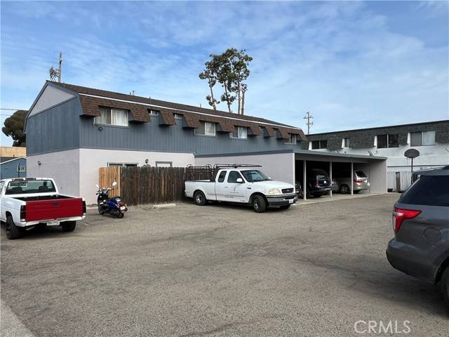 Arroyo Grande, CA 93420,1191 Fair Oaks Avenue