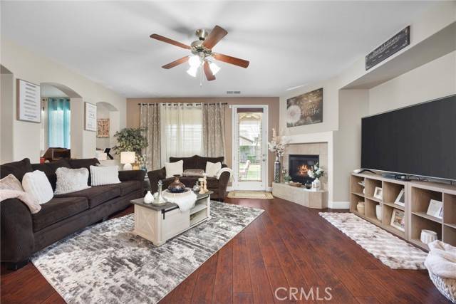 Bakersfield, CA 93312,11113 Cypress Falls Avenue