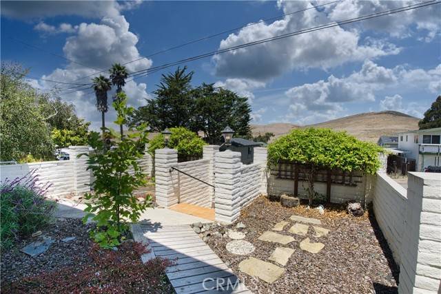 Morro Bay, CA 93442,978 Balboa Street