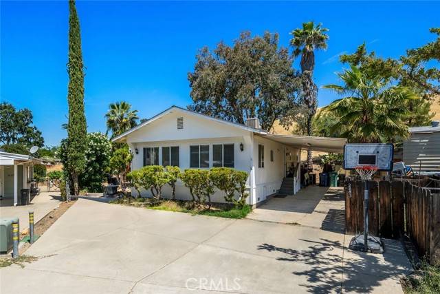 Paso Robles, CA 93446,2883 Mammoth Lane