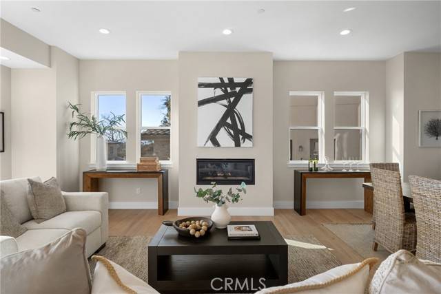 Pismo Beach, CA 93449,2732 Barcelona