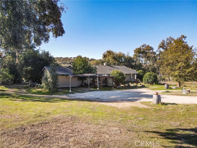Paso Robles, CA 93446,5920 Lone Pine Place