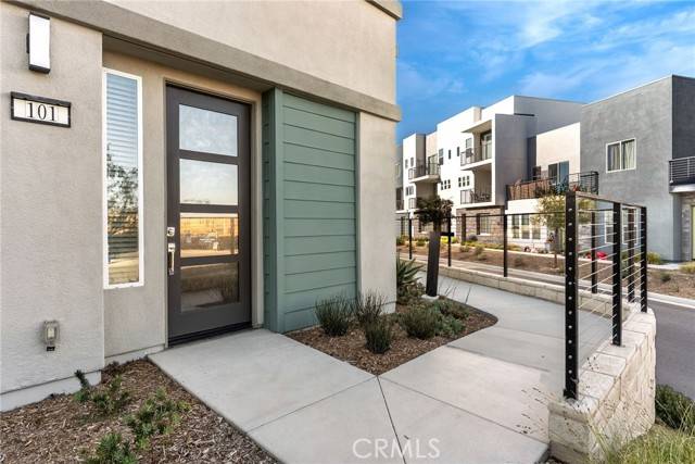 Valencia (santa Clarita), CA 91381,27410 N Merlin Place #101