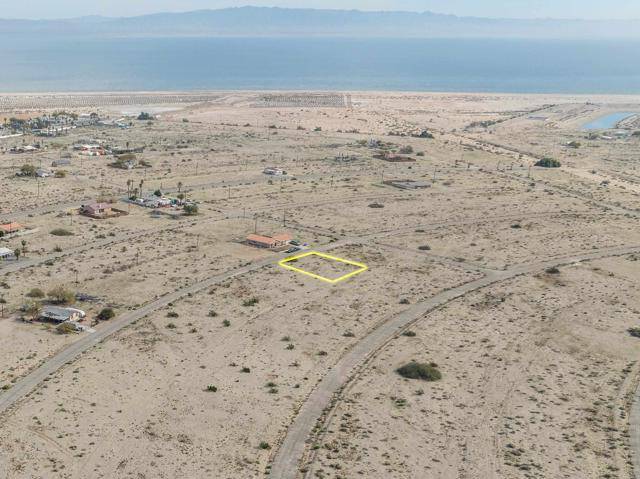 Salton Sea Beach, CA 92274,1071 Sea Wind Avenue