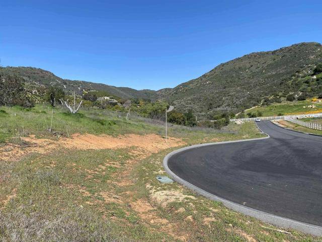 Temecula, CA 92590,21750 Foli Ranch Circle