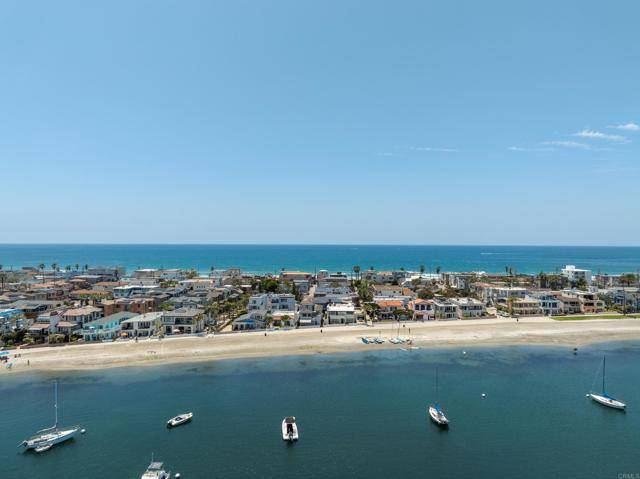 San Diego, CA 92109,3366 Bayside Walk