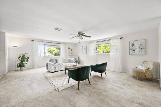 Escondido, CA 92027,809 Buchanan Street