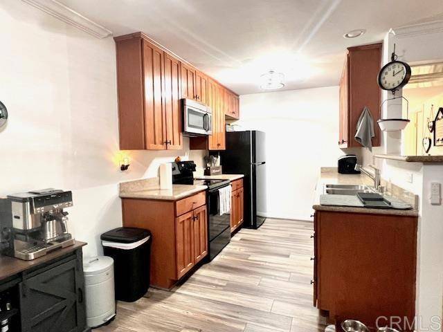 El Cajon, CA 92020,160 Chambers St. #15