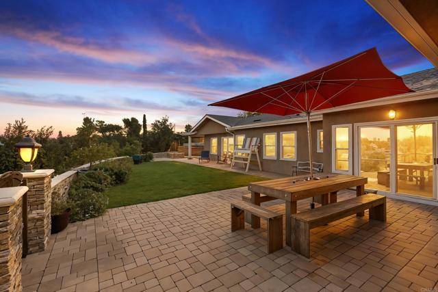 San Diego, CA 92115,3885 Demus St