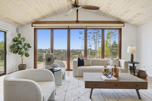 San Diego, CA 92117,5442 Limerick Court