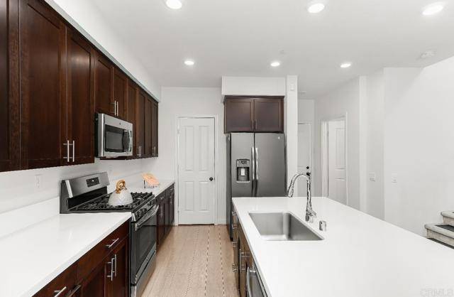 San Fernando, CA 91340,12835 W Hemingway Drive