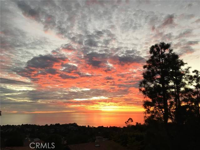 Palos Verdes Estates, CA 90274,1344 Via Romero