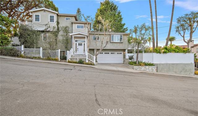 Manhattan Beach, CA 90266,1561 Curtis Avenue