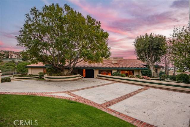 Palos Verdes Estates, CA 90274,940 Paseo La Cresta
